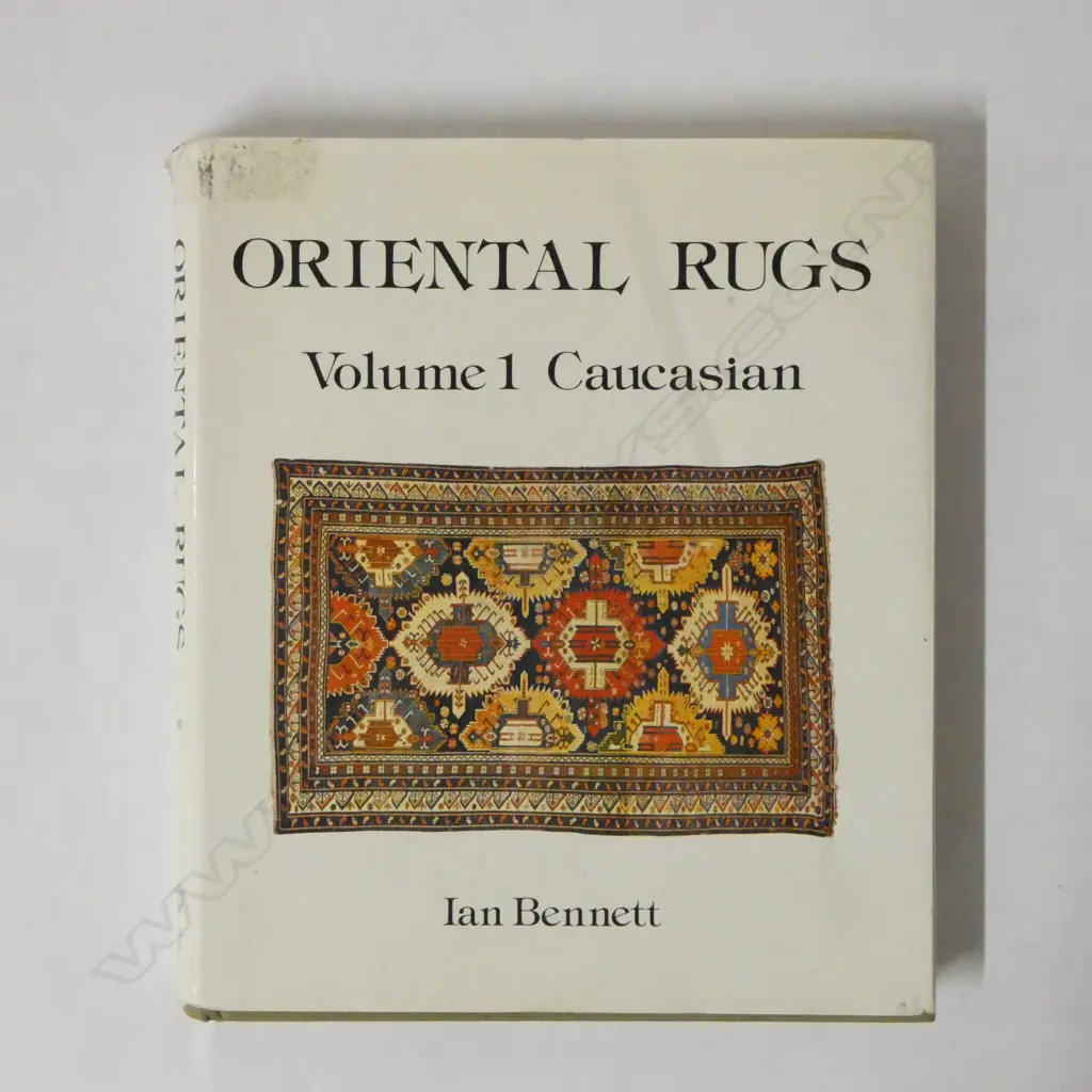IAN BENNETT: ORIENTAL RUGS: VOL 1, CAUCASIAN Image 1++