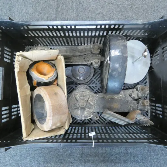 BOX OF R/ROYCE VINTAGE CAR PARTS