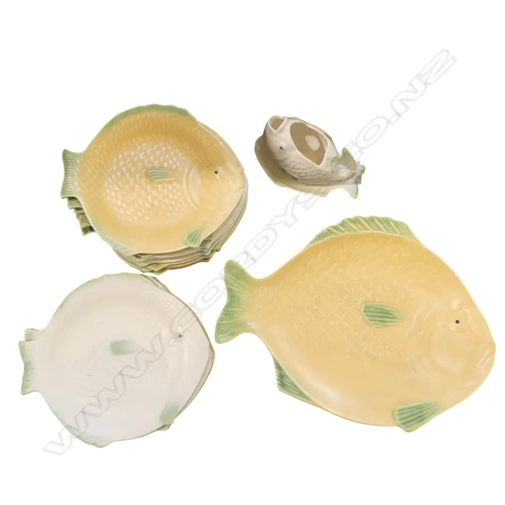 SHORTER & SONS FISH CHINA Image 1++