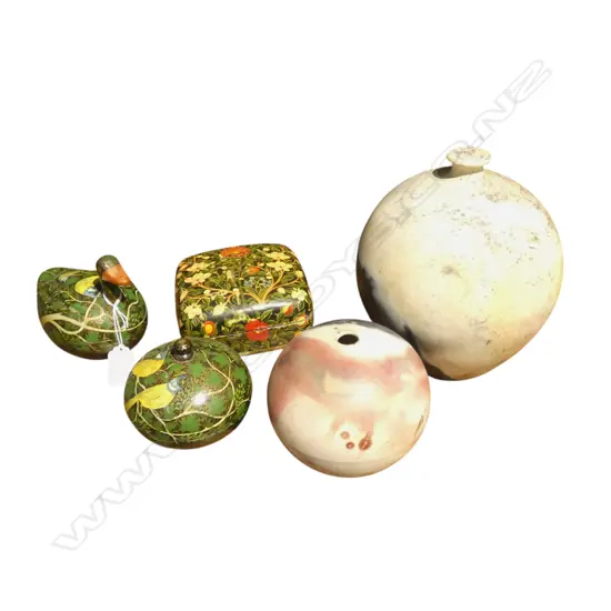 2 RAKU POTTERY VASES H.190mm + 3 CONTAINERS