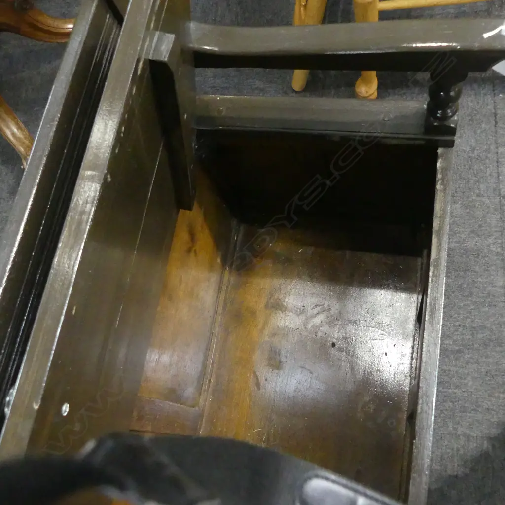 MONKS BENCH 960x515x760mm Image 1++