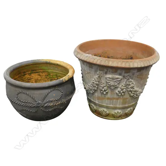 2 TERRACOTTA GARDEN PLANTER POTS H.410mm, 500mm dia
