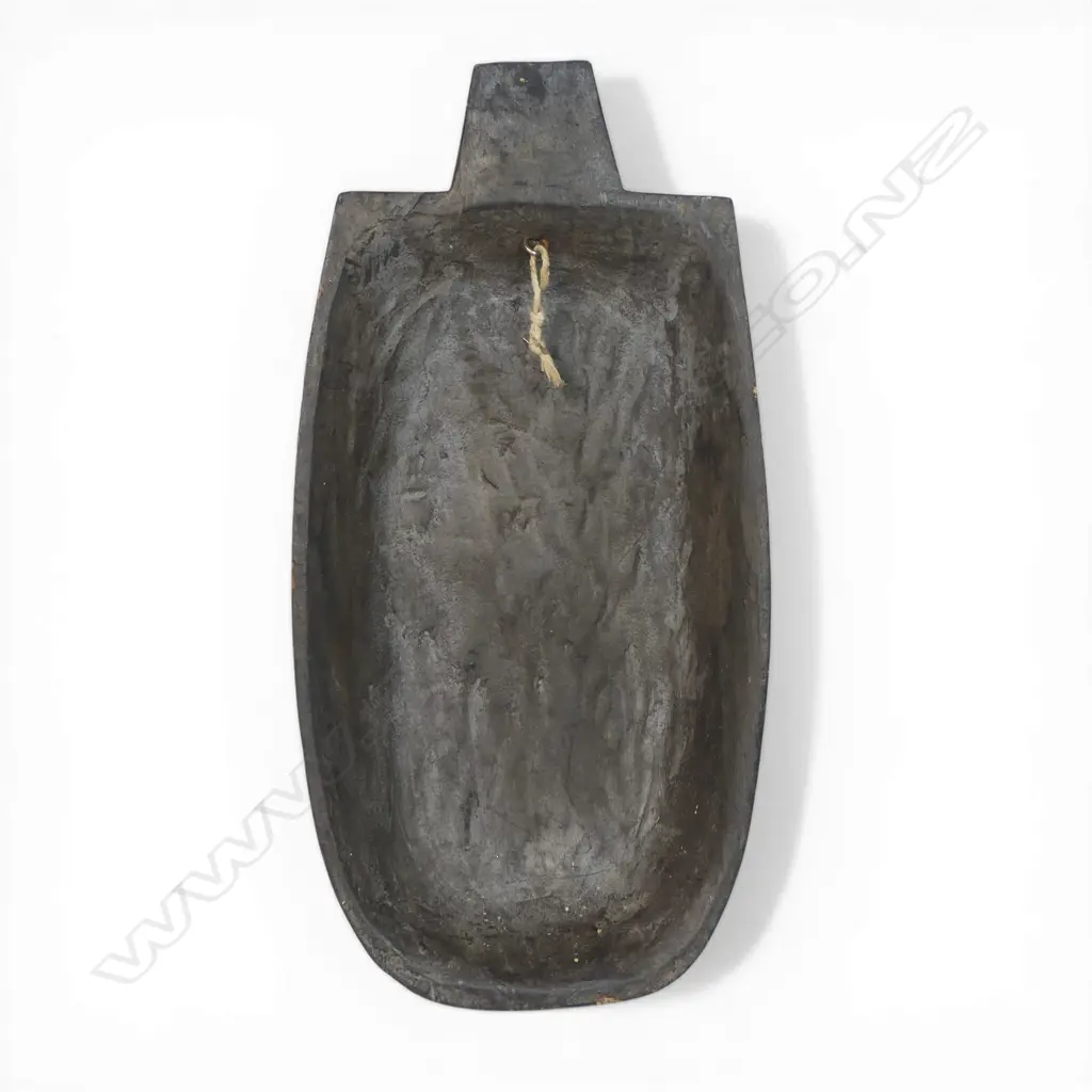 Two light weight wood Maori masks. Dark stained. H.315mm longest. Image 1++