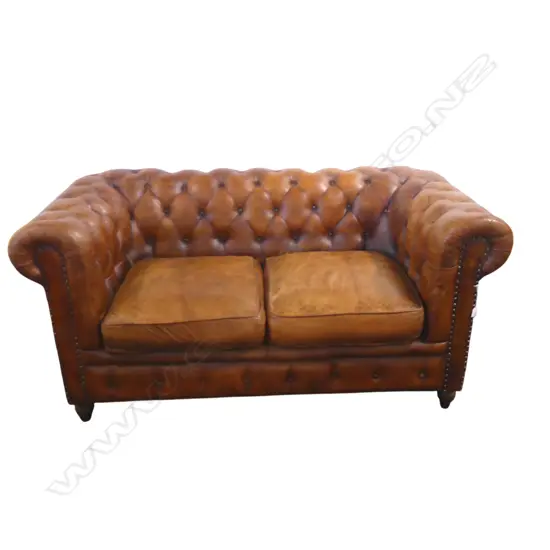 TAN LEATHER CHESTERFIELD SOFA 1570x850x760mm