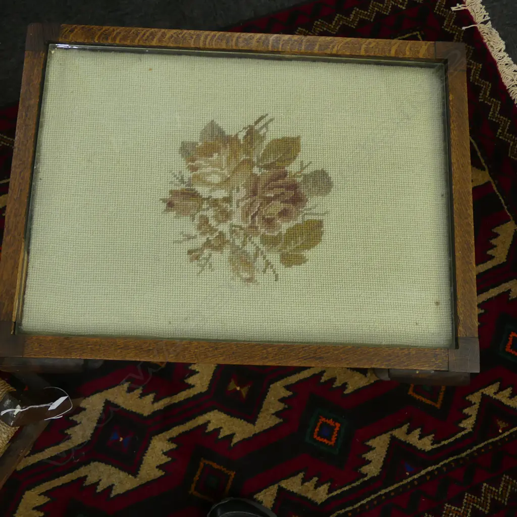 OAK SIDE TABLE, NEEDLEWORK TOP W.530mm / FOOT STOOL, WOVEN TOP W.355mm Image 1++