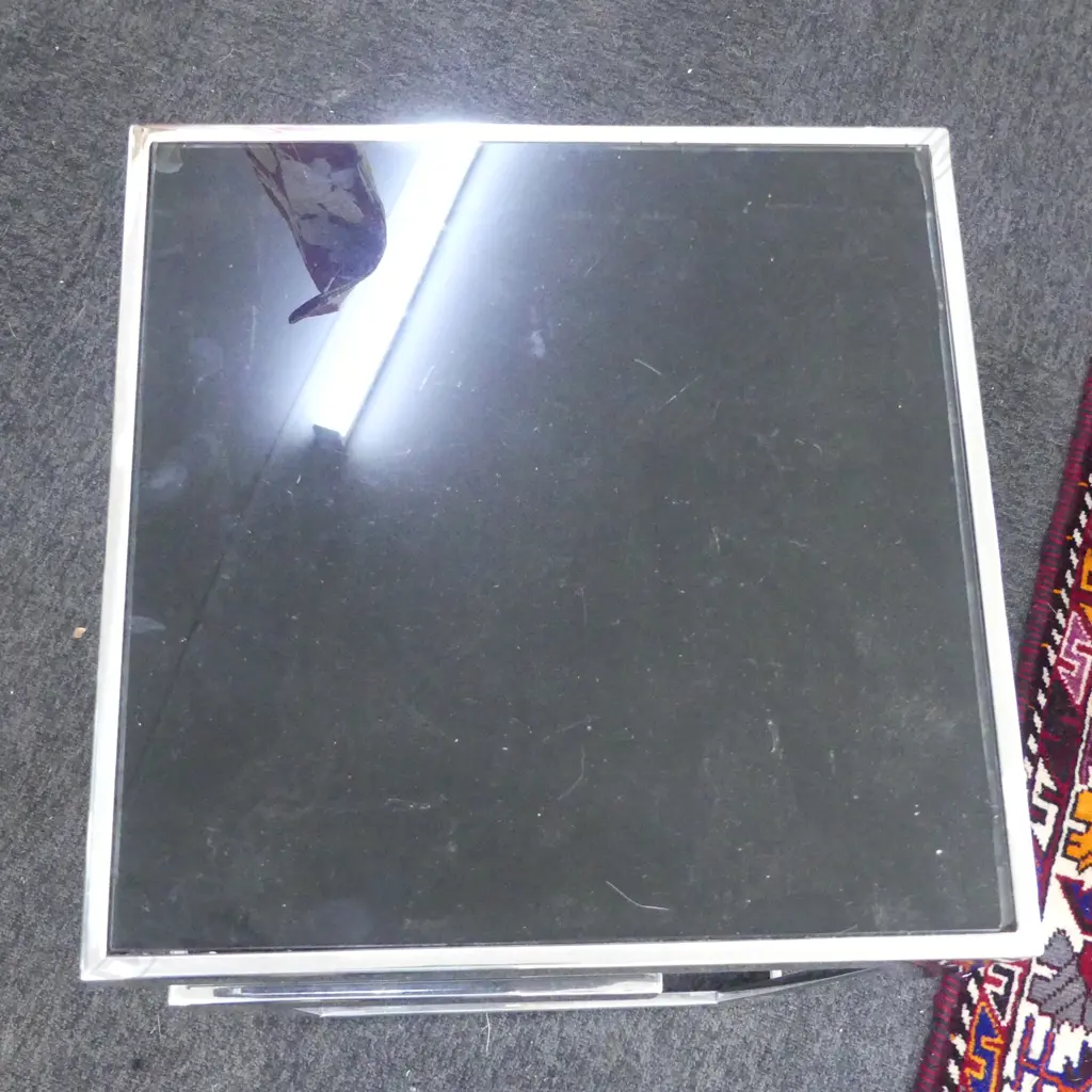 CROME MEATAL & BLACK GLASS MODERNISTIC SIDETABLE H600MM Image 1++
