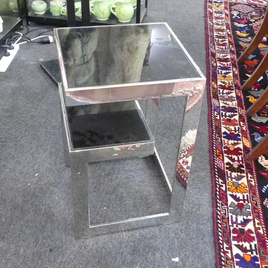 CROME MEATAL & BLACK GLASS MODERNISTIC SIDETABLE H600MM Image 1++