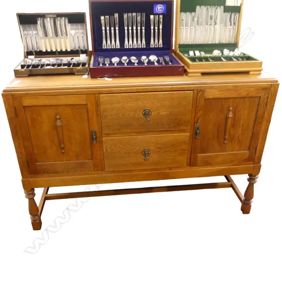 1920s OAK SIDEBOARD 1370x510x1000mm