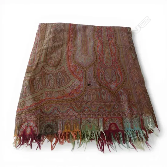 ANTIQUE PAISLEY SHAWL, FAULTS
