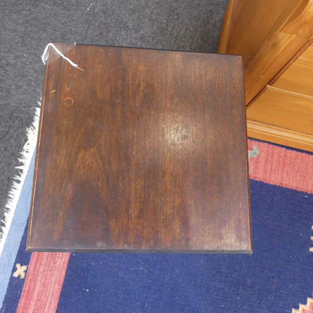ANTIQUE MAHOGANY SIDE TABLE 290x290x505mm Image 1++
