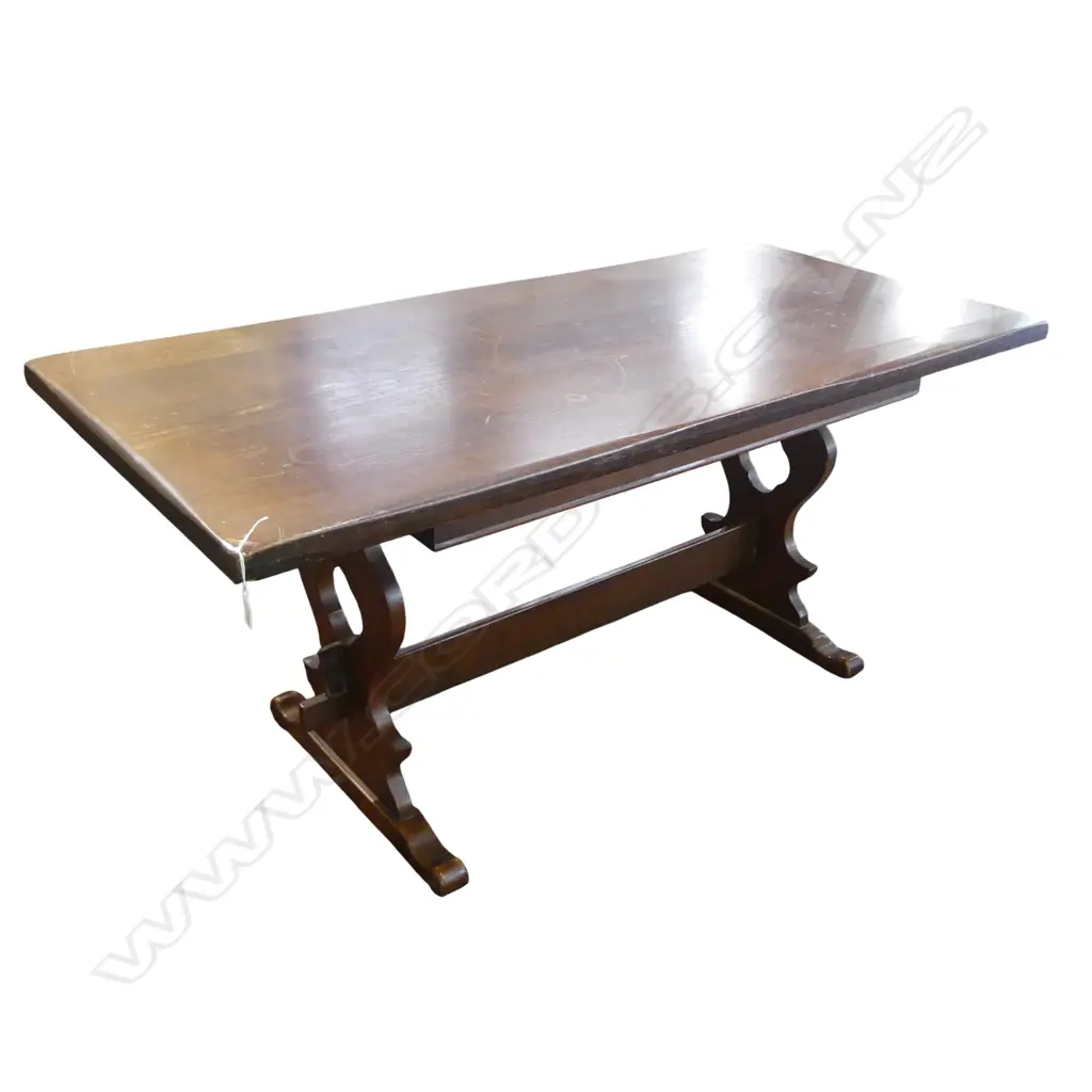 SOLID WOOD TABLE w. STRETCHER BASE 1670x770x750mm Image 1++