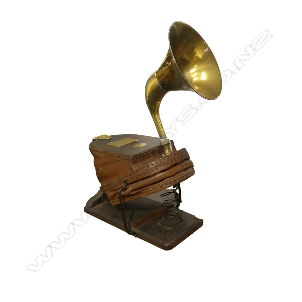 VICTORIAN SIEBE GORMAN & Co. FIRE SIREN. Mahogany leather & brass w plaques.  refurbished Image 1++