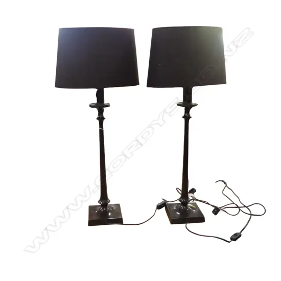 PR MODERN METAL 'PAREX' TABLE LAMPS, EX CC INTERIORS H.830mm