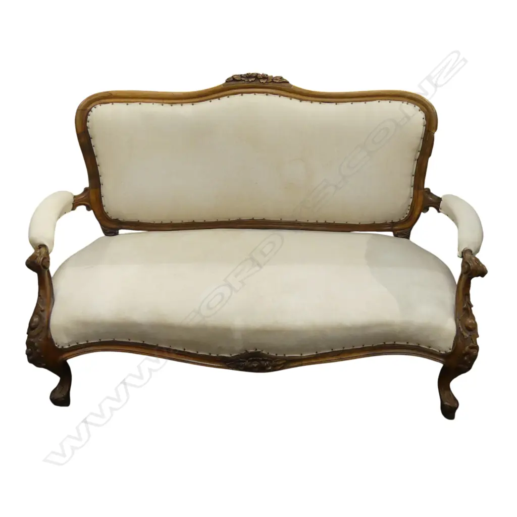 ANTIQUE SOFA upholstery needs replacing L.1500mm Image 1++
