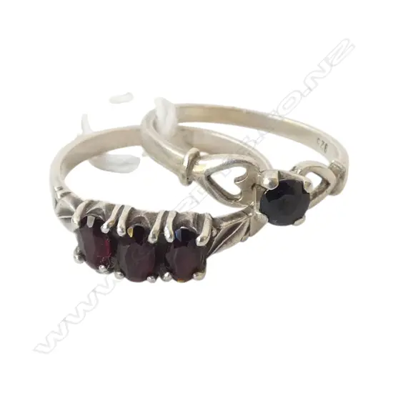 2 925 SILVER RINGS, 3.5gms