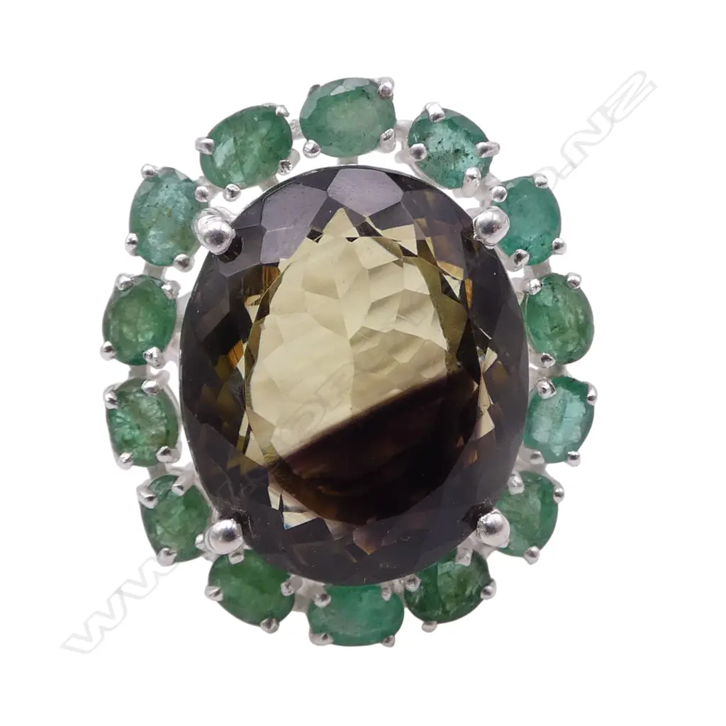 SILVER SMOKEY QUARTZ & EMERALD RING Image 1++