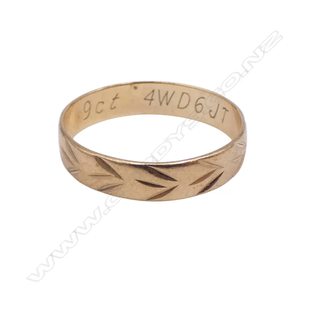 9CT RING, 1.3gms SIZE L Image 1++