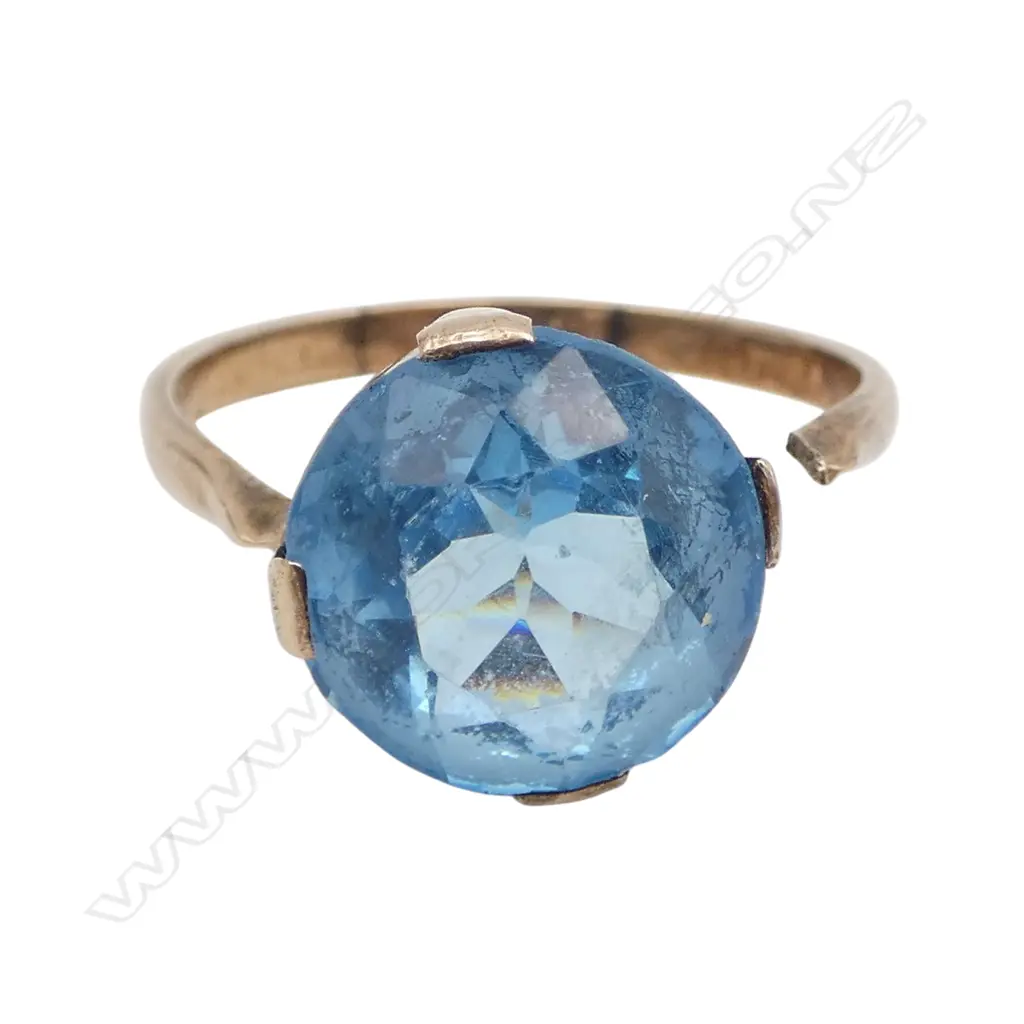9ct SCRAP GOLD BLUE STONE RING, 3.1gms A/F Image 1++