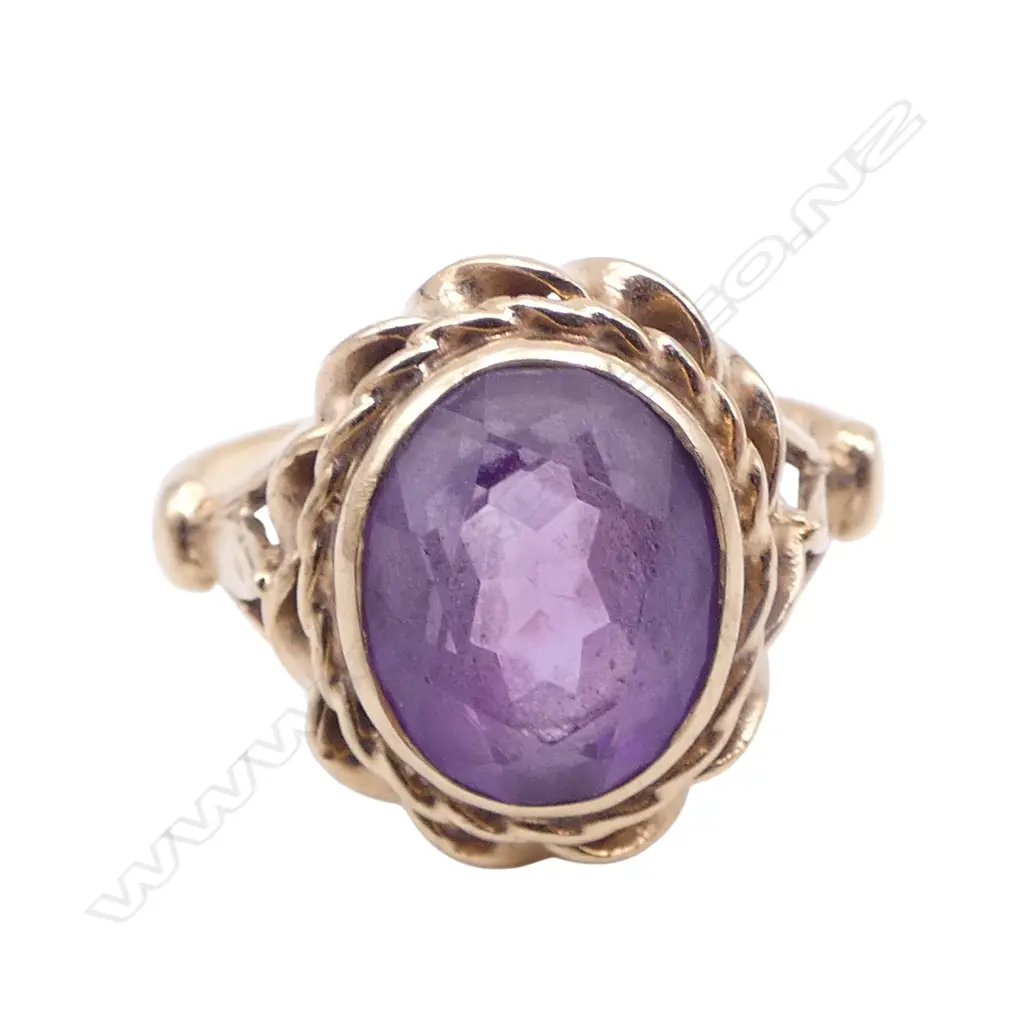 9ct AMETHYST RING, 3.4gms SIZE P Image 1++