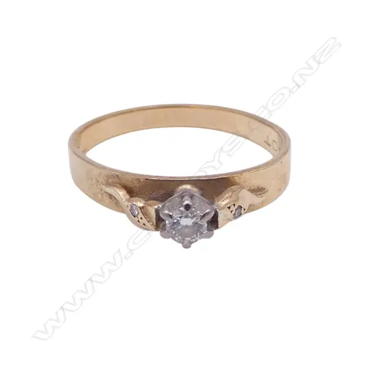9CT DIAMOND SOLITAIRE RING, 1.9gms SIZE O (0.08ct)