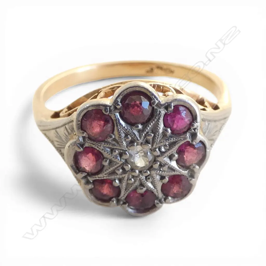 18ct ART DECO TOURMALINE ? & 1 DIAMOND CLUSTER RING 3.3gms SIZE O Image 1++