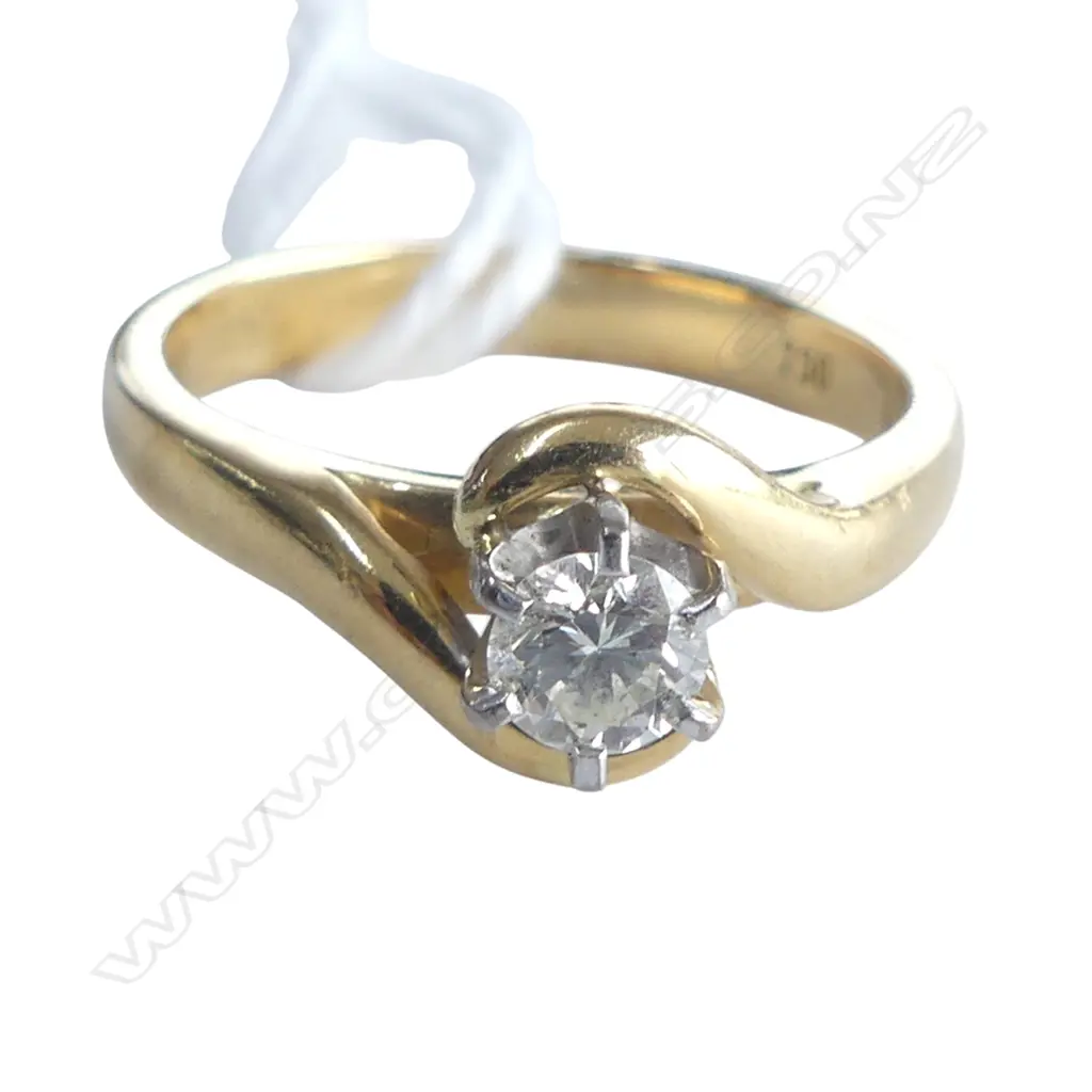 18ct GOLD & 0.25ct approx DIAMOND SOLITAIRE RING 4gms size L Image 1++