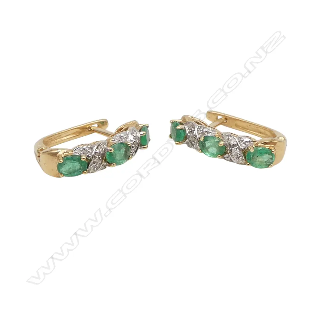 PR 14CT DIAMOND & EMERALD EARRINGS, 3gms Image 1++