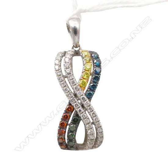 14CT WG PENDANT w. 62 DIAMONDS, 1 CARAT APPROX + CERT 3.46gms