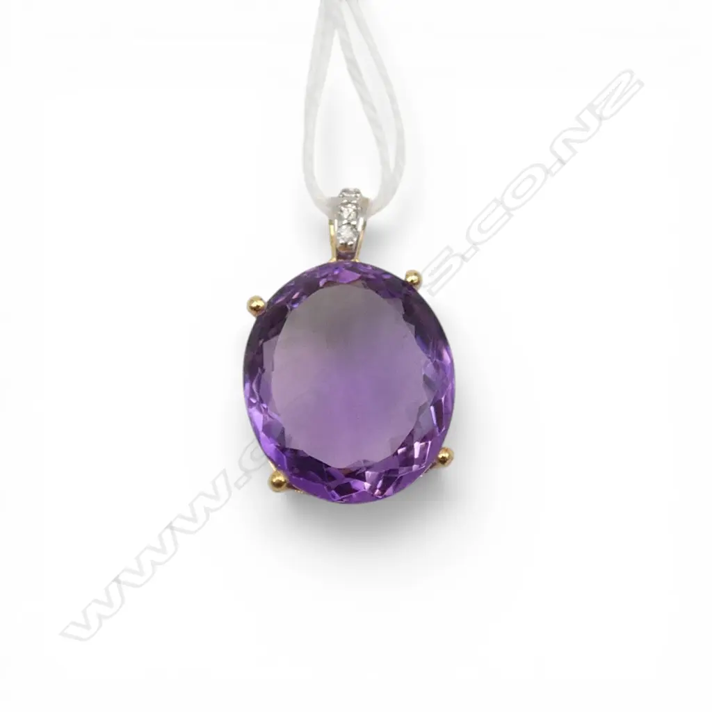 14ct GOLD DIAMOND & AMETHYST PENDANT Image 1++