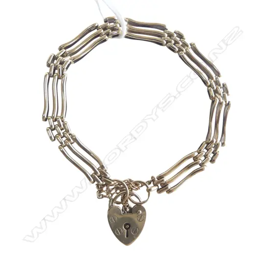 9ct GOLD GATE LINK BRACELET heart padlock clasp 14gms