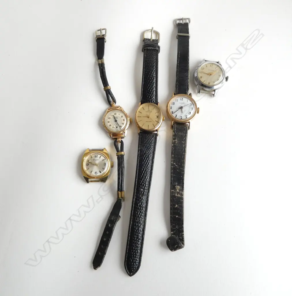 5 LADIES VINTAGE WIRSTWATCHES Image 1++