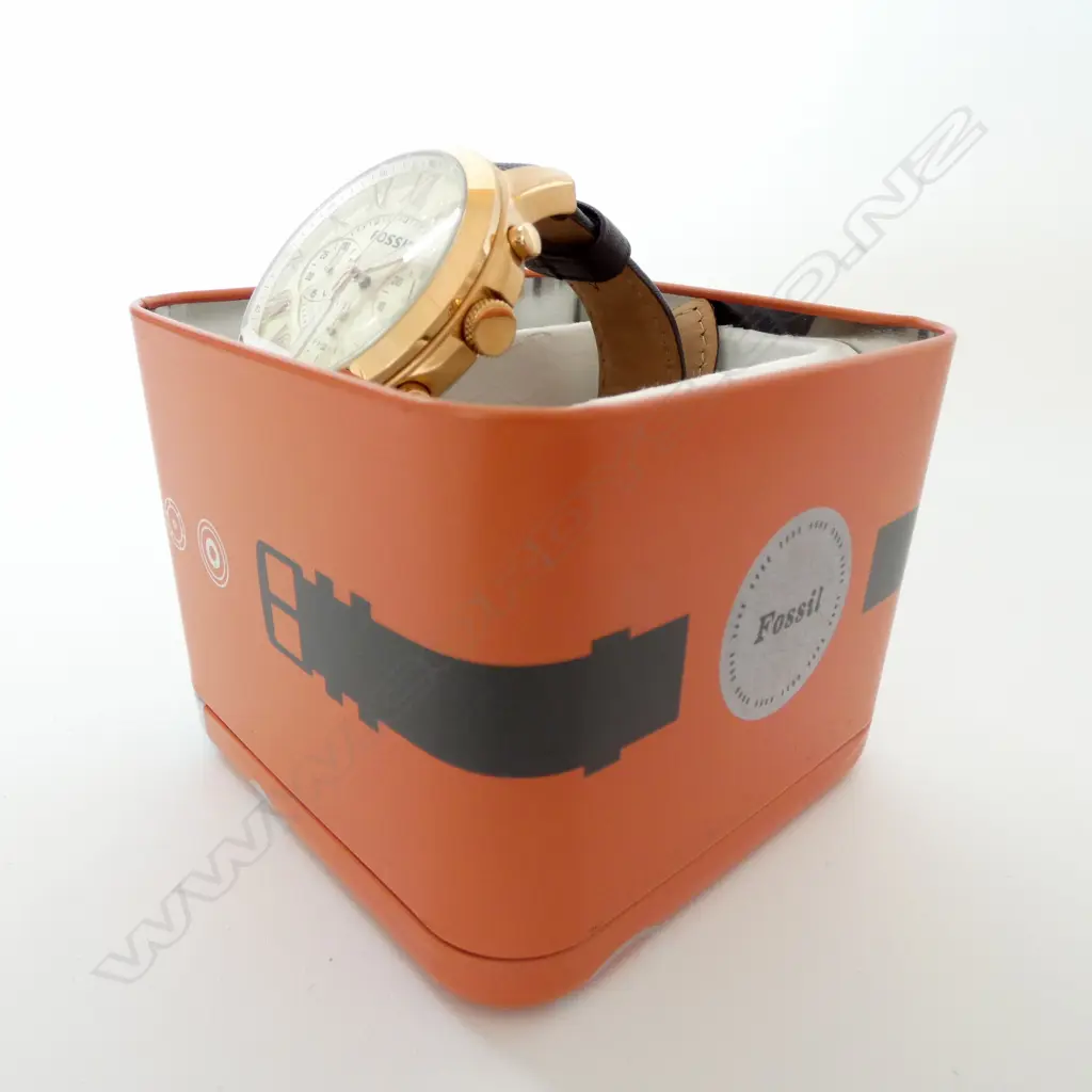 FOSSILL AS NEW requires battery GENT'S LGE gold plated chronometer style WRISTWATCH IN BOX  Image 1++