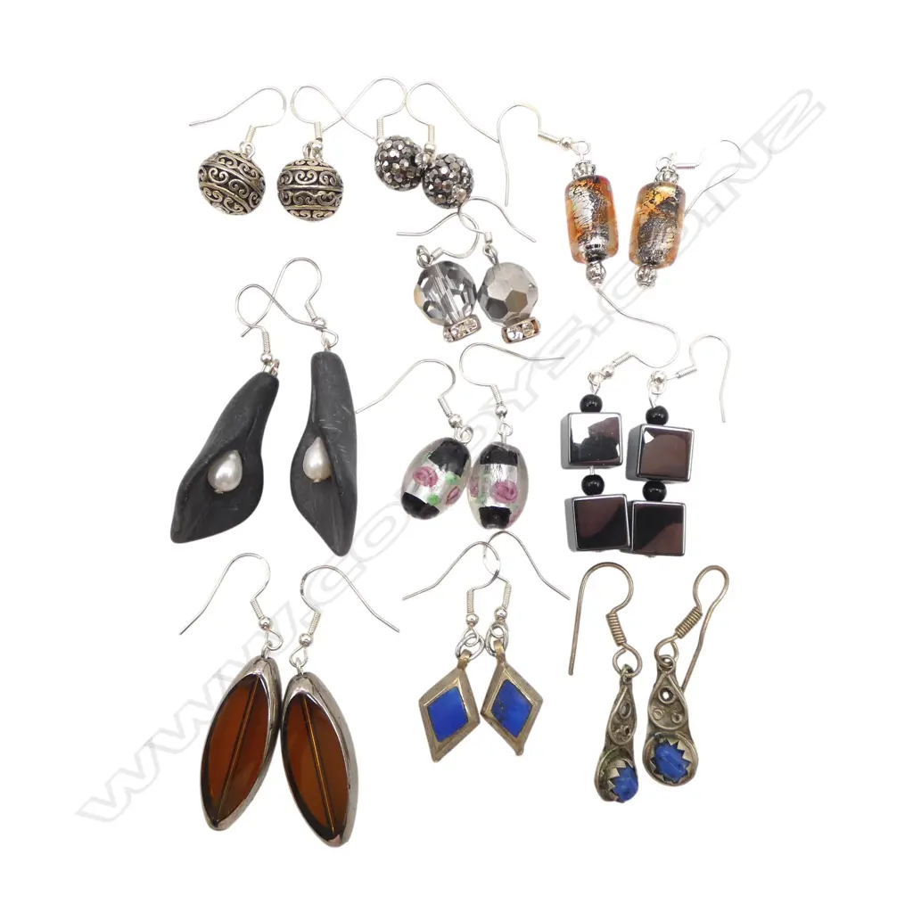 10 PRS SILVER DESIGNER EARRINGS Image 1++