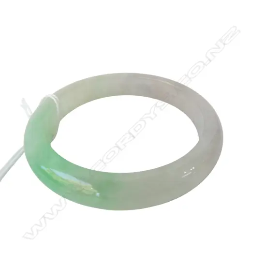 CHINESE JADE BANGLE 60mm int. dia.