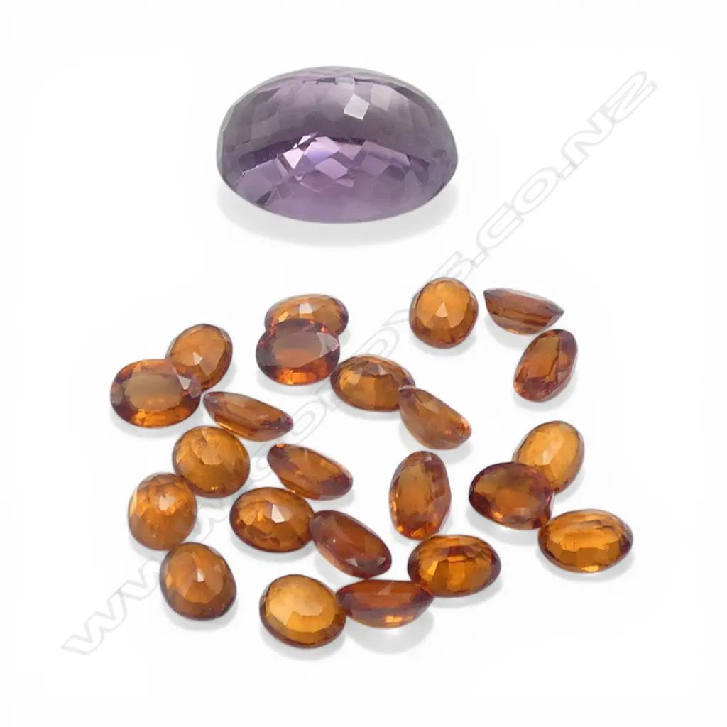 OVAL CUT AMETHYST 31.14ct & 23 ORANGE GARNET OVALS, 30.82ct Image 1++