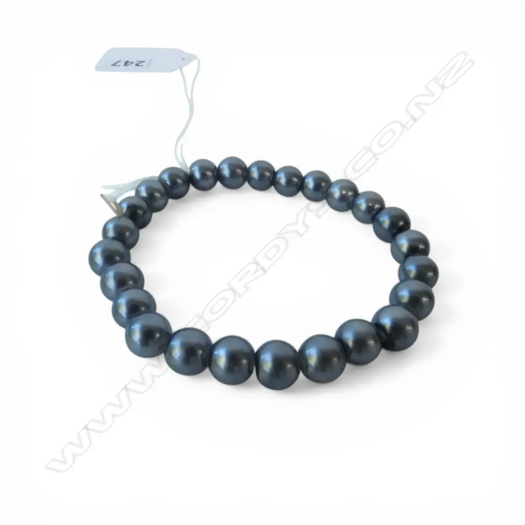 COLOURED BLUE FAUX PEARL BRACELET Image 1++