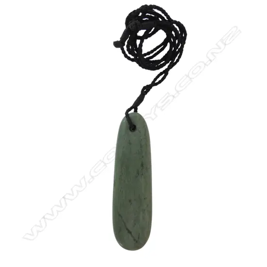 NZ GREENSTONE PENDANT L90MM ON PLATTED CORD