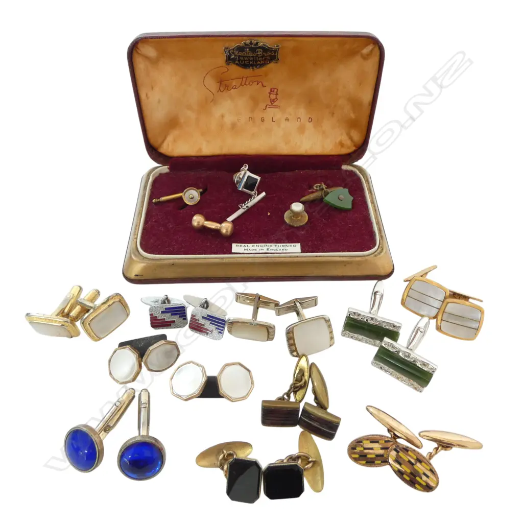 ASST. CUFFLINKS Image 1++