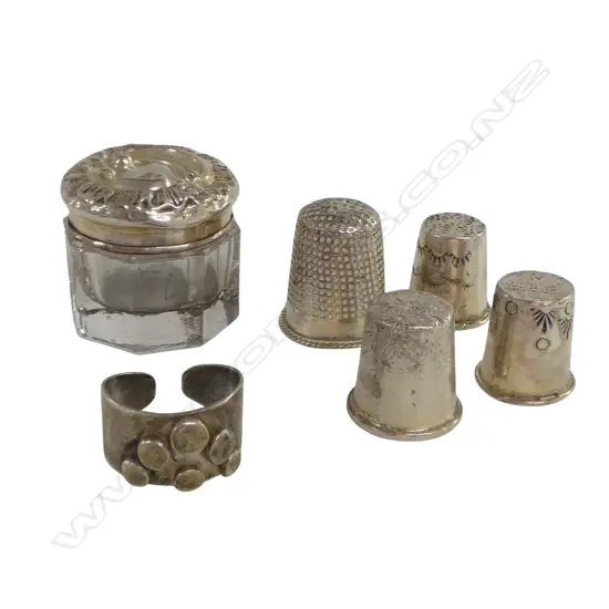 6 PCES SILVER; 4 THIMBLES, RING, CONTAINER 31gms