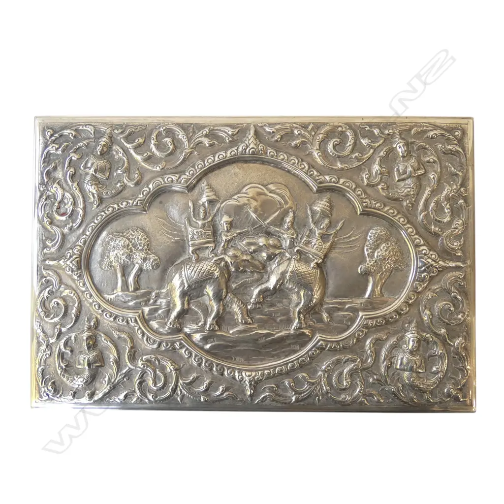 SIAM SILVER CIGAR BOX wood interior 1245gms 230x160x65mm Image 1++