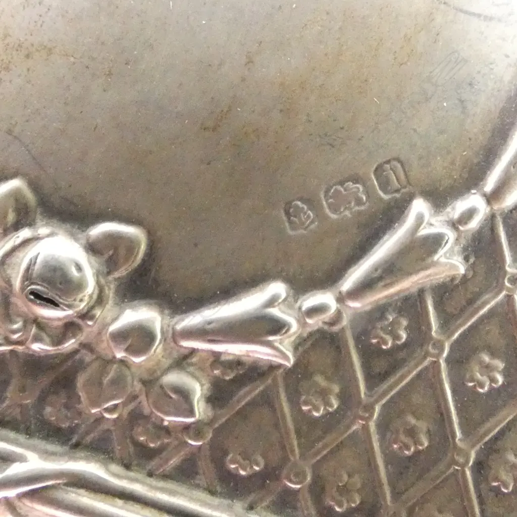 3 PCES STG SILVER; VASE H.110mm, PHOTO FRAME 105mm dia, PHOTO ALBUM 55x85mm VASE WITH FAULTS Image 1++