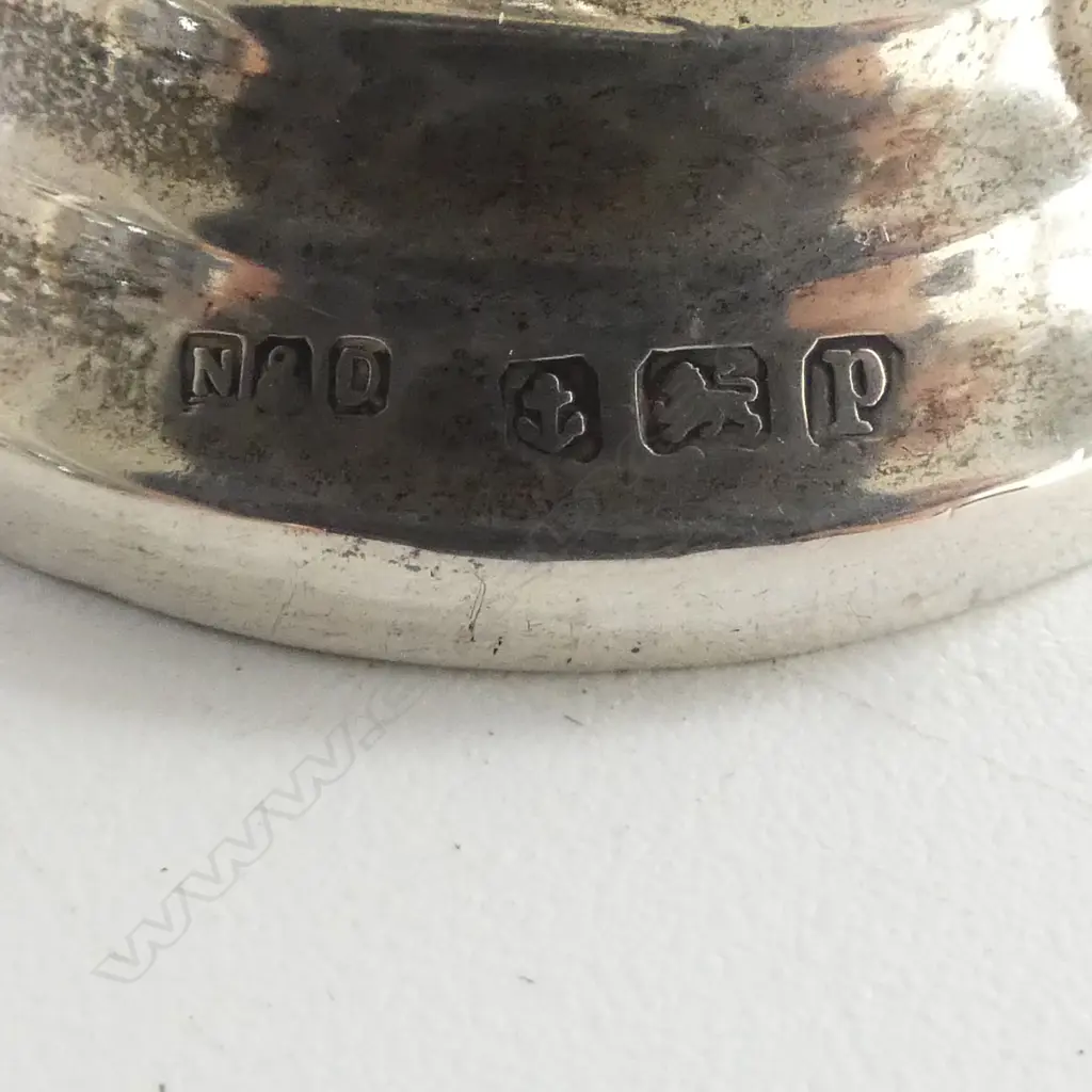 3 PCES STG SILVER; VASE H.110mm, PHOTO FRAME 105mm dia, PHOTO ALBUM 55x85mm VASE WITH FAULTS Image 1++