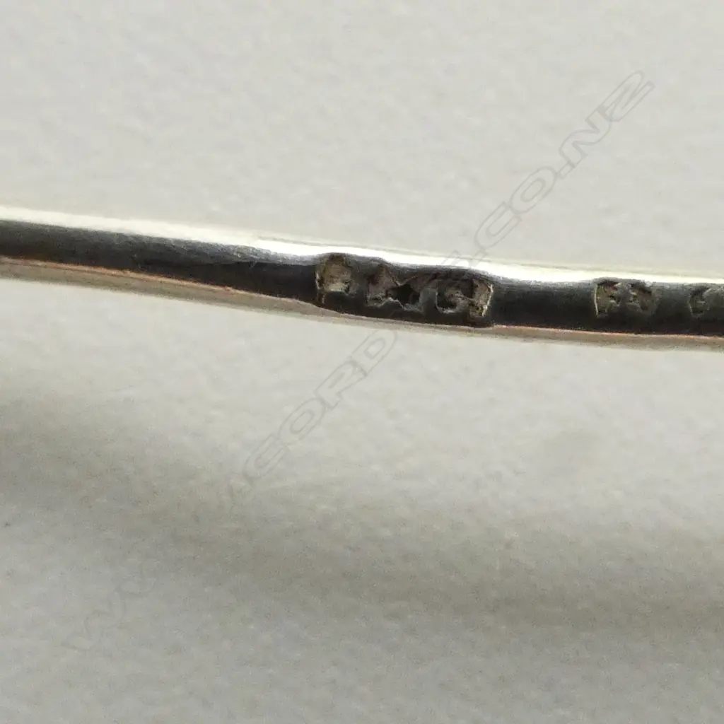 7 STG SILVER SPOONS + NAPKIN RING 60gms Image 1++