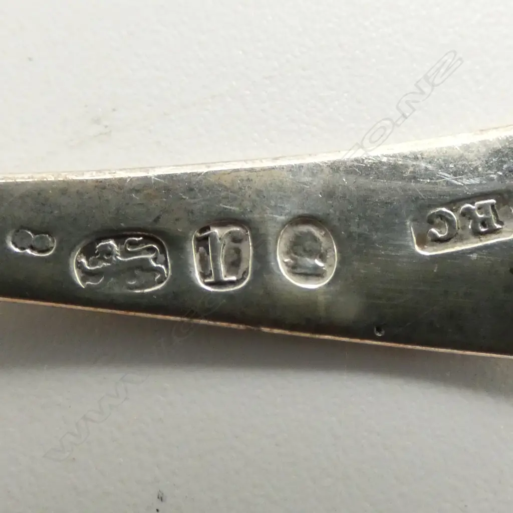 7 STG SILVER SPOONS + NAPKIN RING 60gms Image 1++