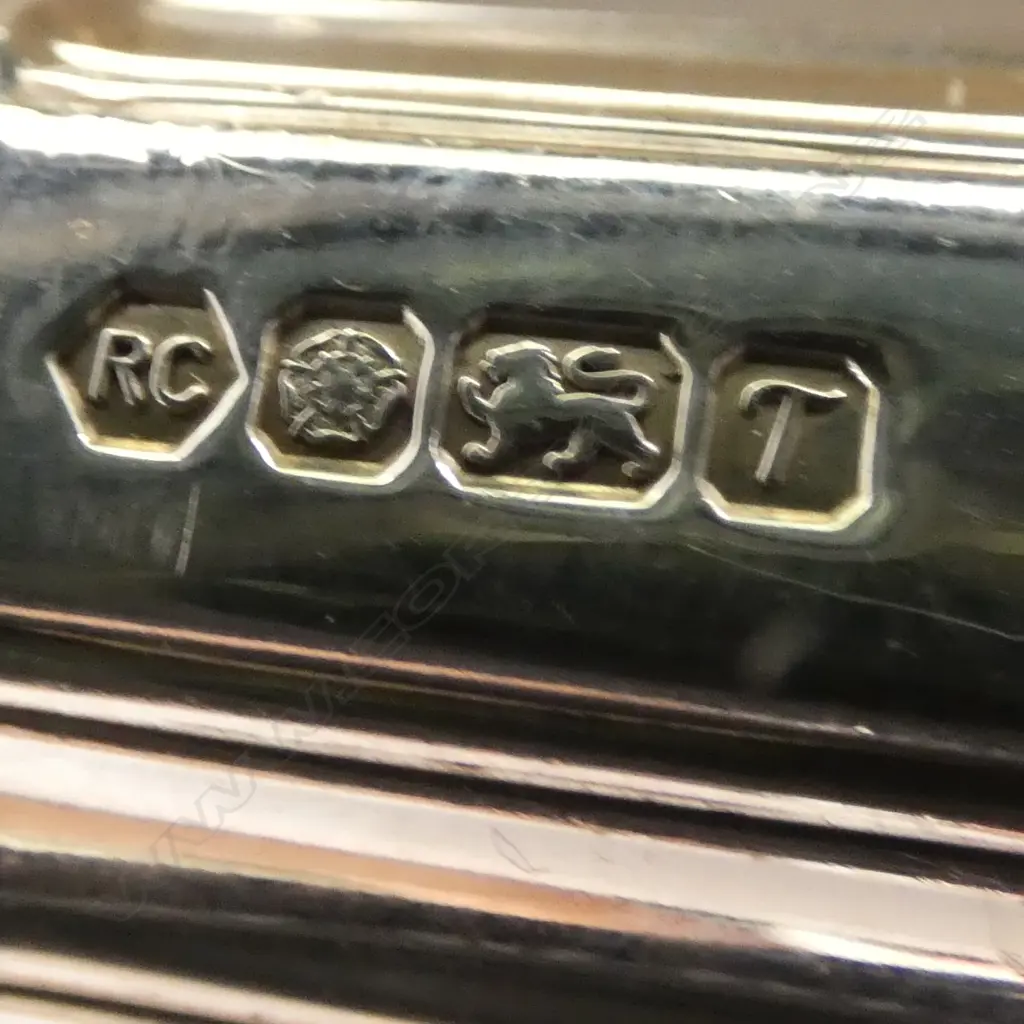 3 PCE CARVING SET, STG SILVER HANDLES, CARRS OF SHEFFIELD LTD L.370mm Image 1++