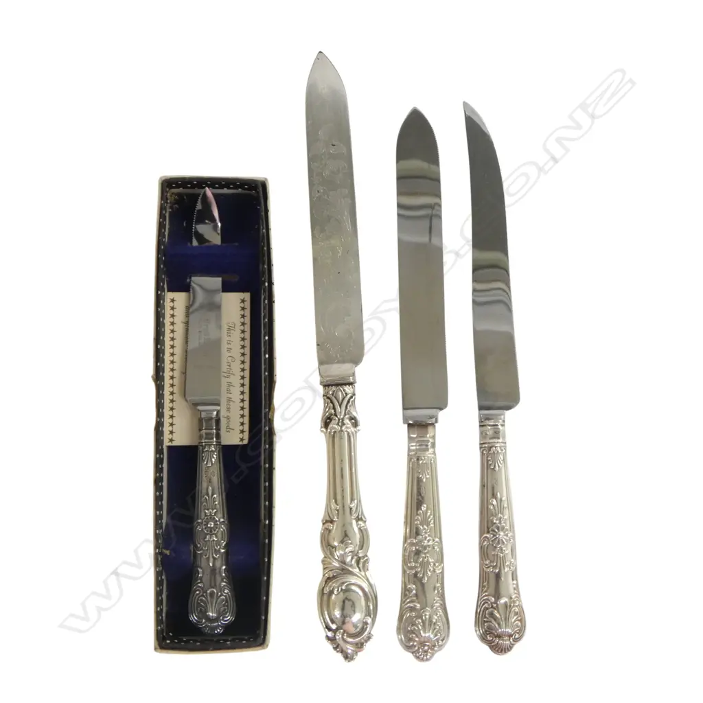 4 STG SILVER HANDLED KNIVES; 3 CAKE L.290mm, 1 GRAPEFRUIT Image 1++