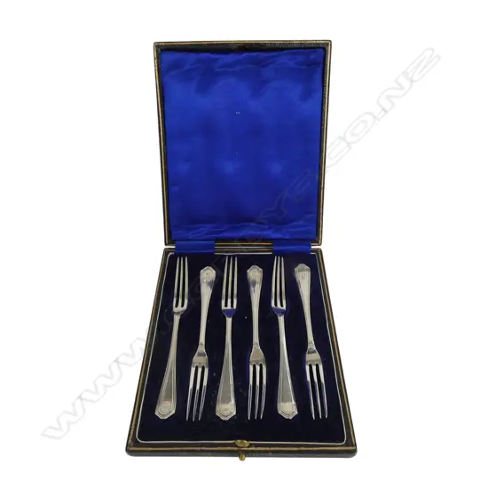 6 STG SILVER CAKE FORKS, WILLIAM GALLIMORE & SONS, SHEFFIELD 1924 L.125mm, 87gms, CASED