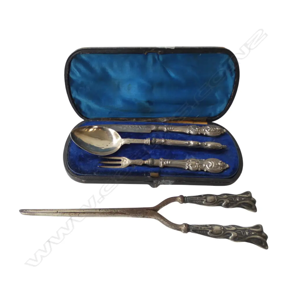 VICTORIAN SILVER CHRISTENING SET metal rods inside handles box a.f + SILVER handled steel CURLERS Image 1++