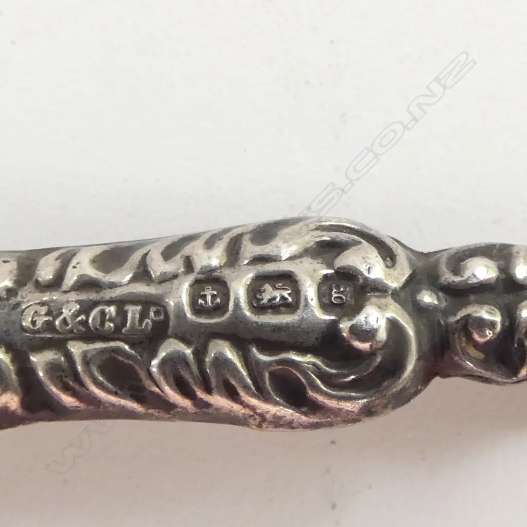 3 STG SILVER HANDLED SEWING TOOLS 25gms TW Image 1++