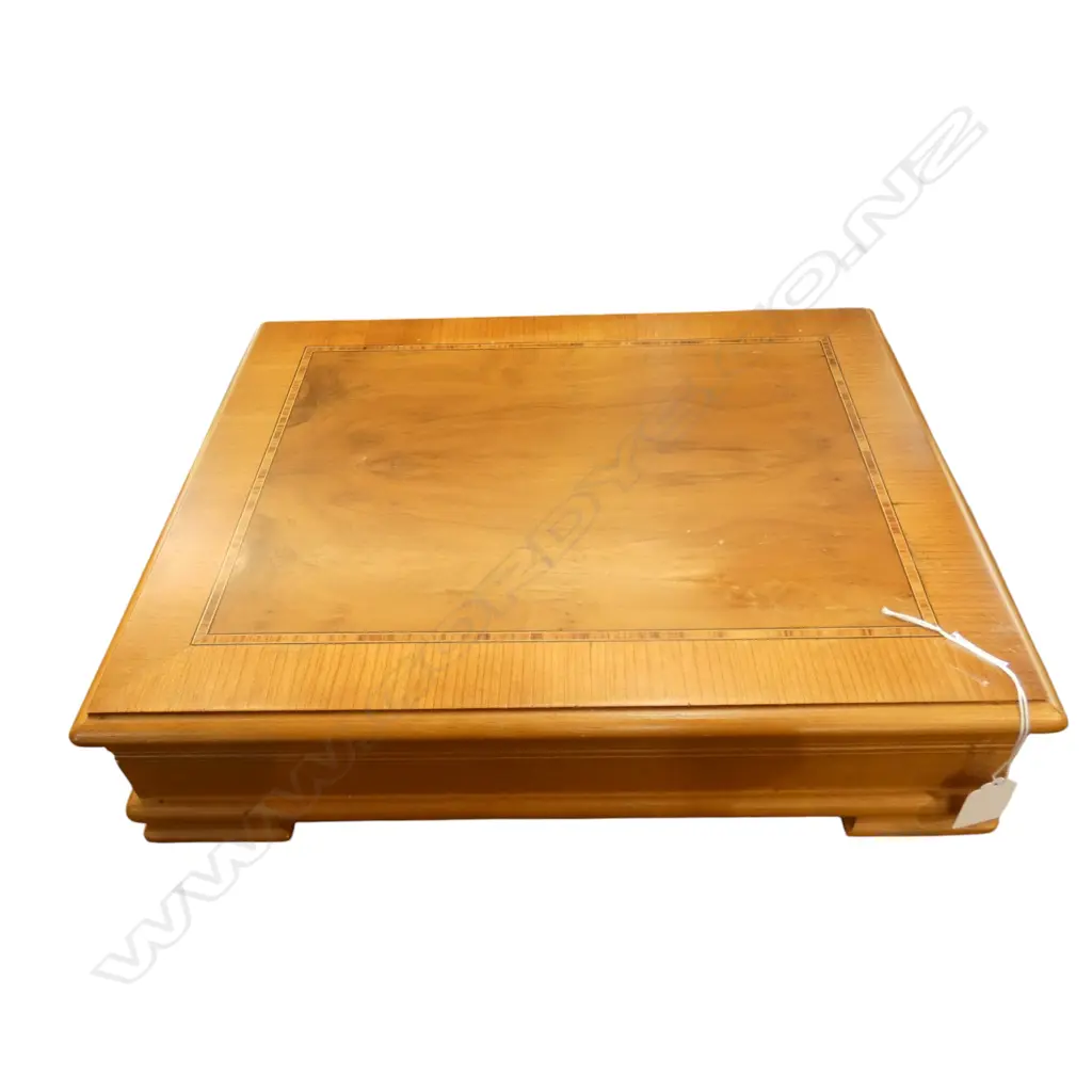 CANTEEN OF EP CUTLERY, BUTLER OF SHEFFIELD W.410mm Image 1++